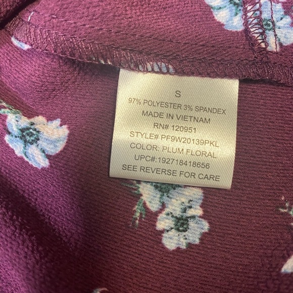 Pink Republic Plum Floral Knot Front Blouse - women’s size small - Picture 5 of 14